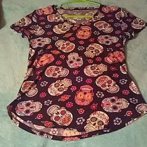 No boundaries Halloween top